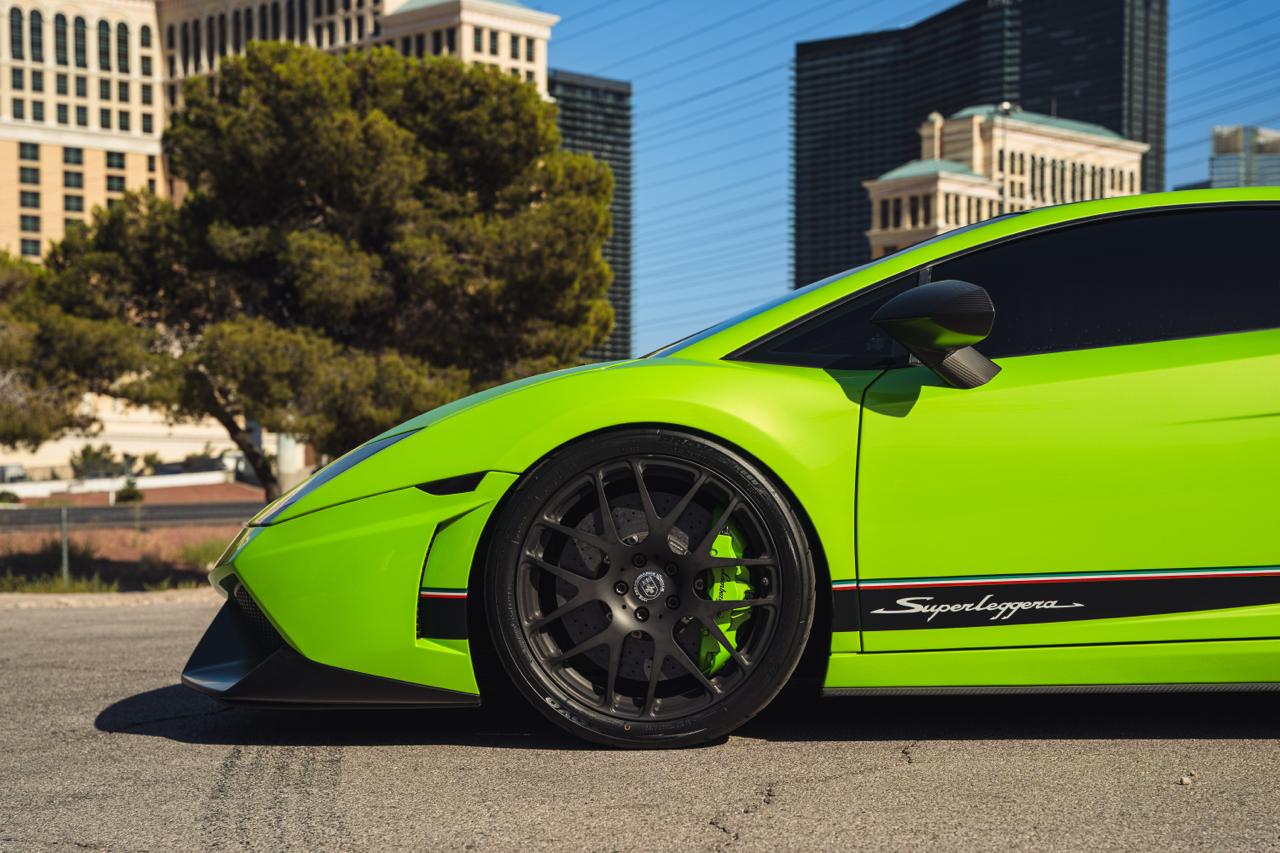 HRE forged satin black wheel with verde brake caliper on the Gallardo Superleggera