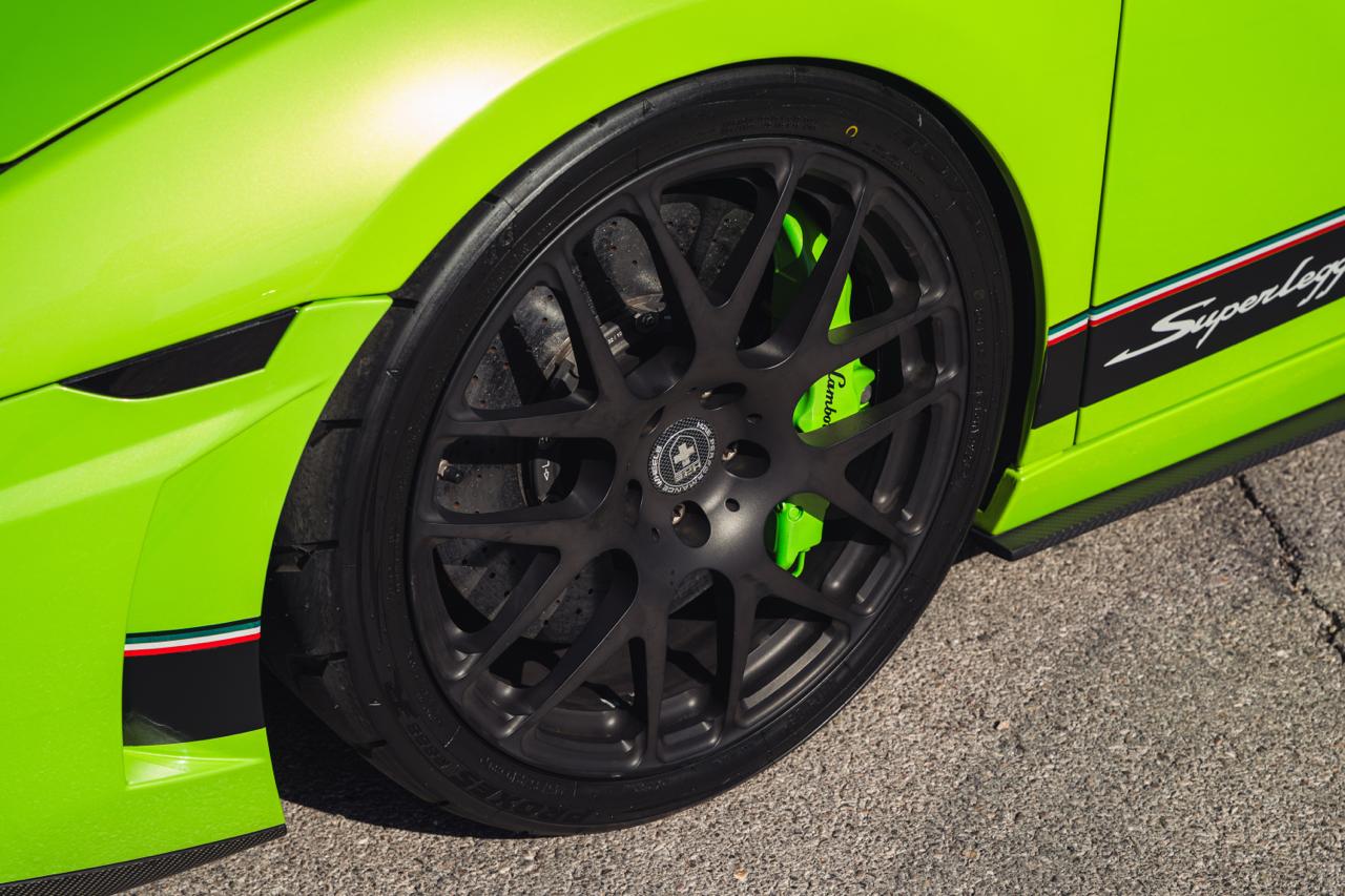 HRE forged wheel close-up with green caliper, Gallardo Superleggera