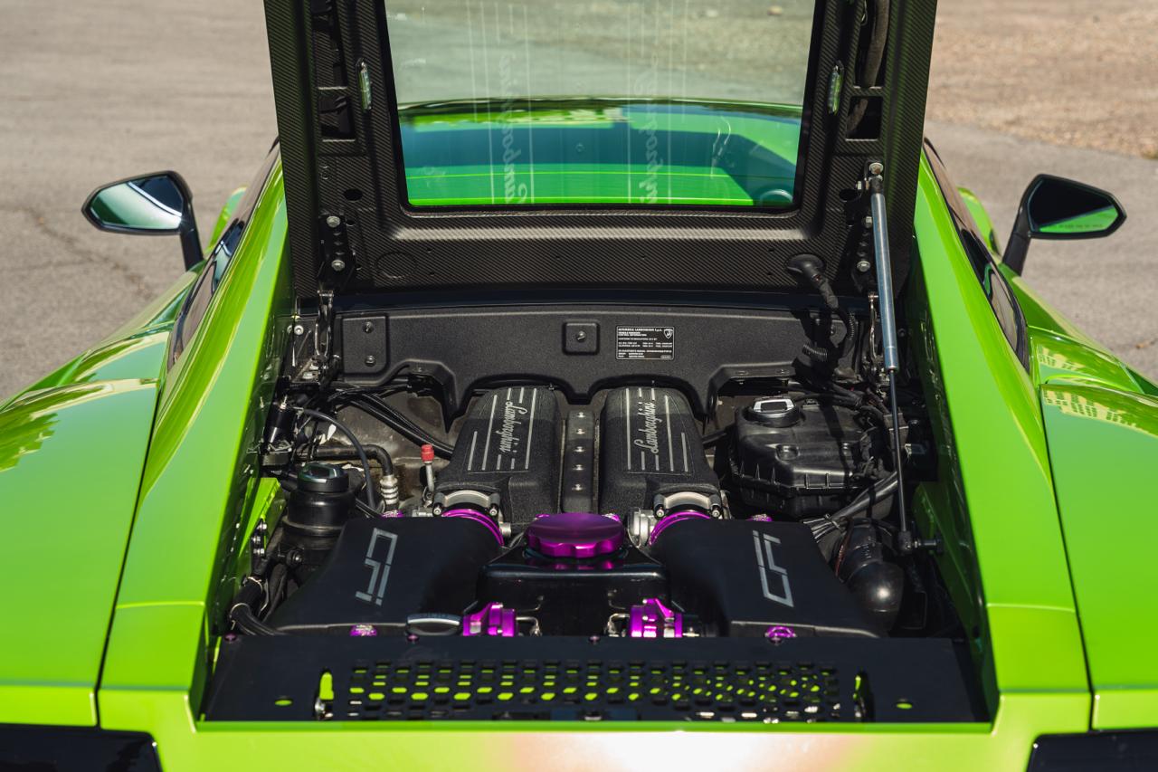 Twin-turbocharged 5.2L V10 engine bay in the Gallardo Superleggera, 1500 horsepower